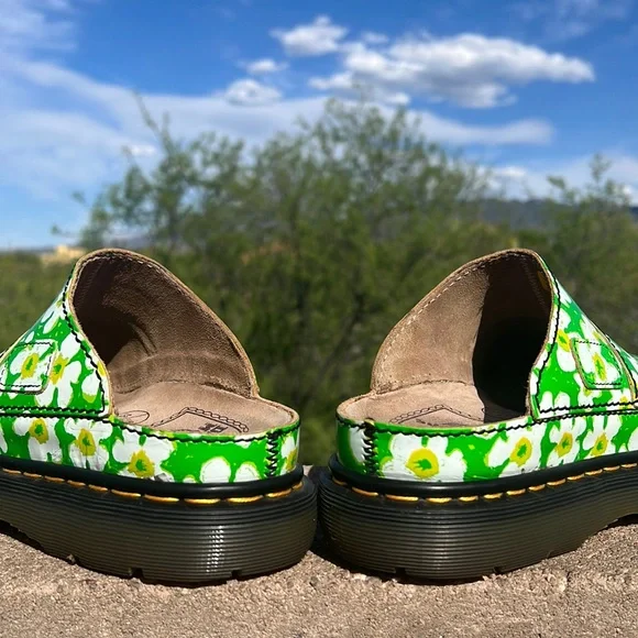 🏴󠁧󠁢󠁥󠁮󠁧󠁿 Dr. Martens MIE Vintage 90’s Green Daisy Floral Platform Slides UK 8 - Picture 3 of 16